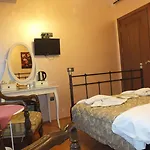 Seatanbul Hotel