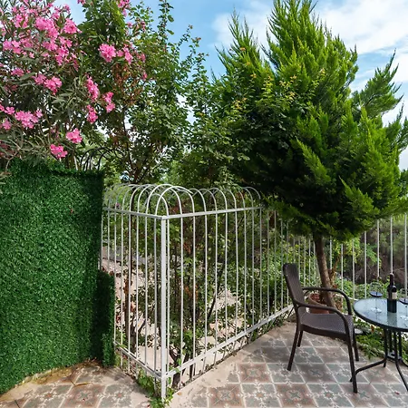 Seatanbul Отель